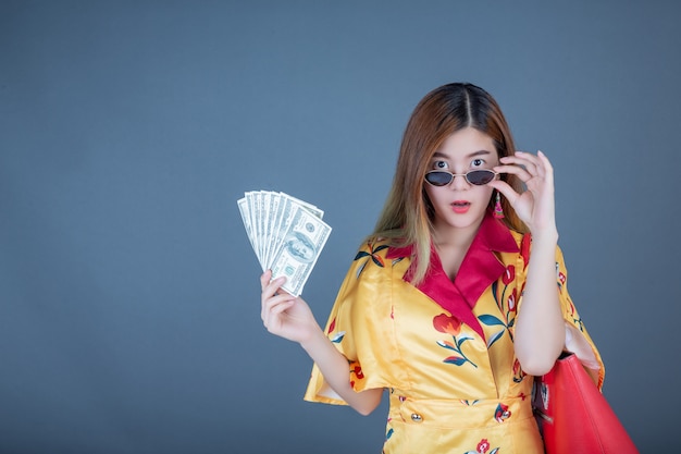 探索MarkSix五行：激发幸运与财富的力量